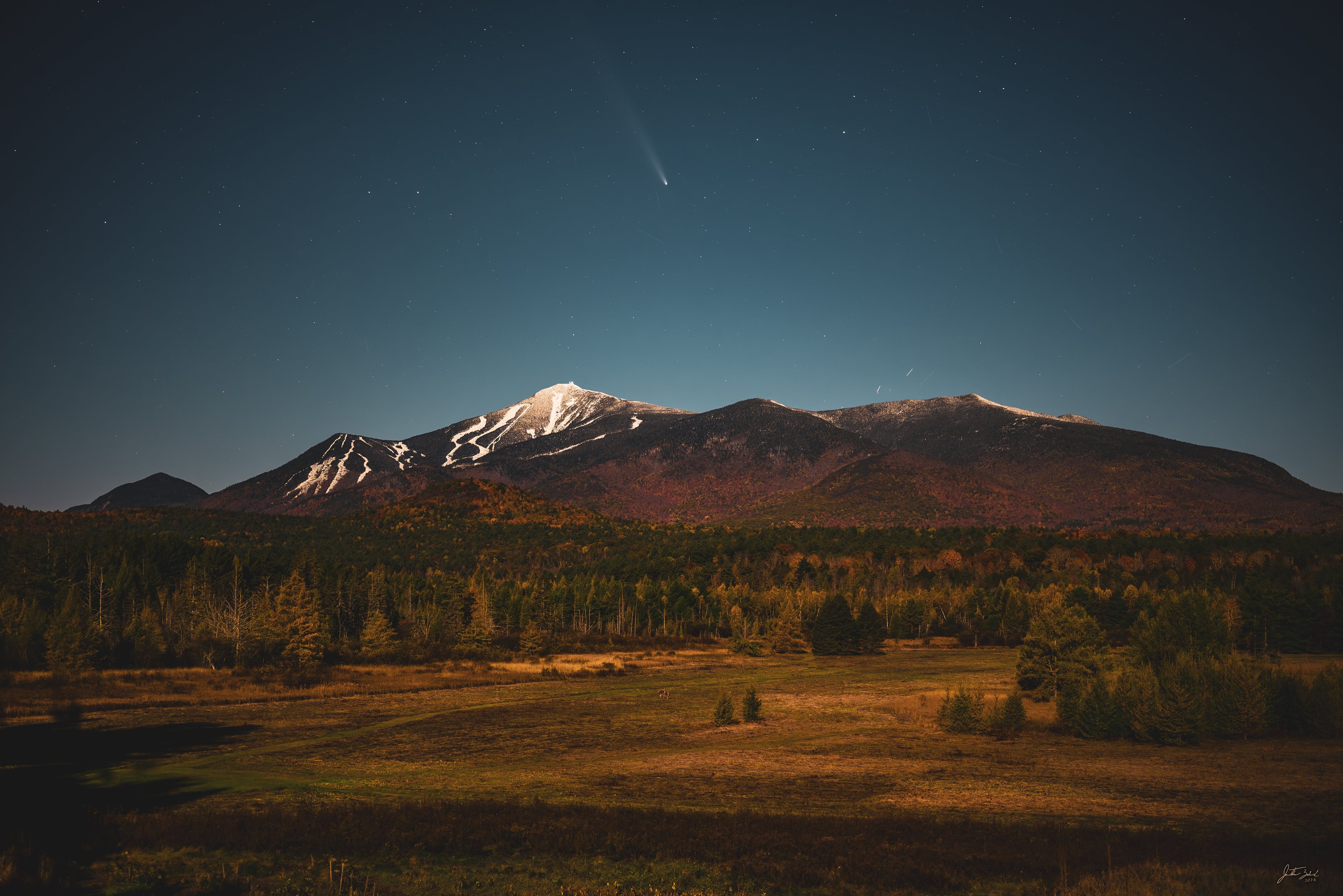 Comet Tsuchinshan-ATLAS over Whiteface